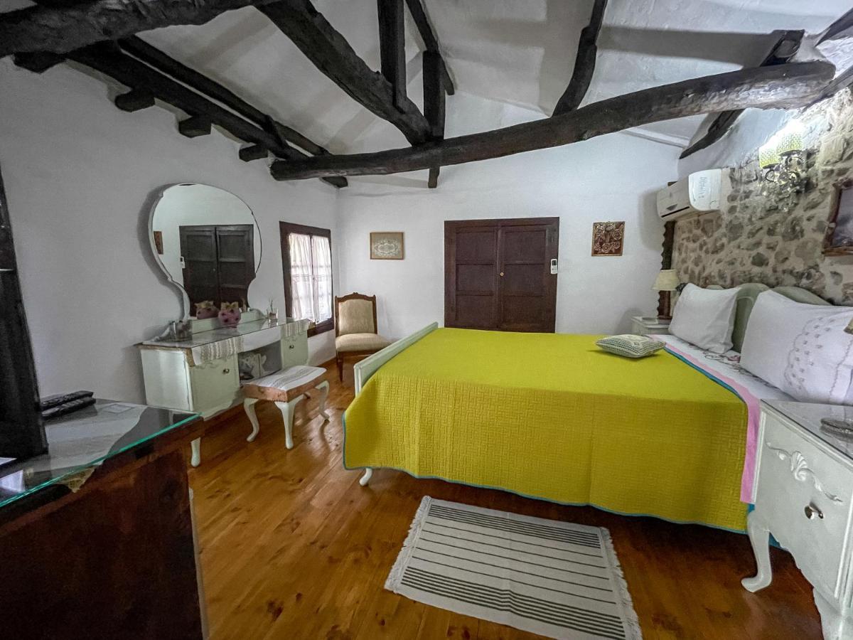 Bujtina Kodiket Guesthouse Berat Exterior photo