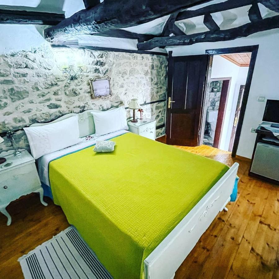 Bujtina Kodiket Guesthouse Berat Exterior photo